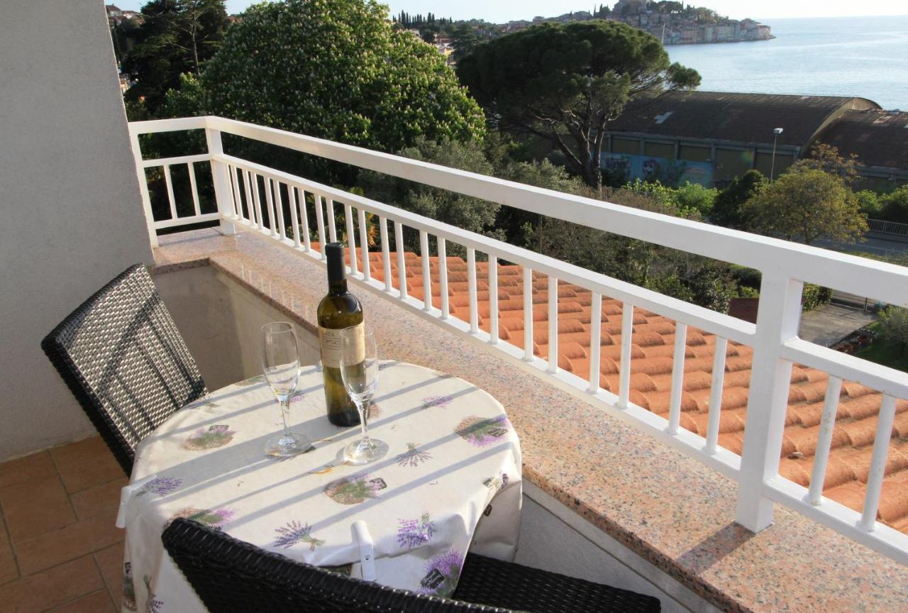 Arianna Mare Rooms Rovigno Esterno foto